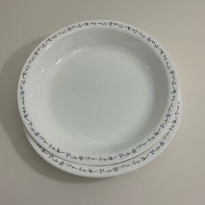 Corelle serving plates set of 2